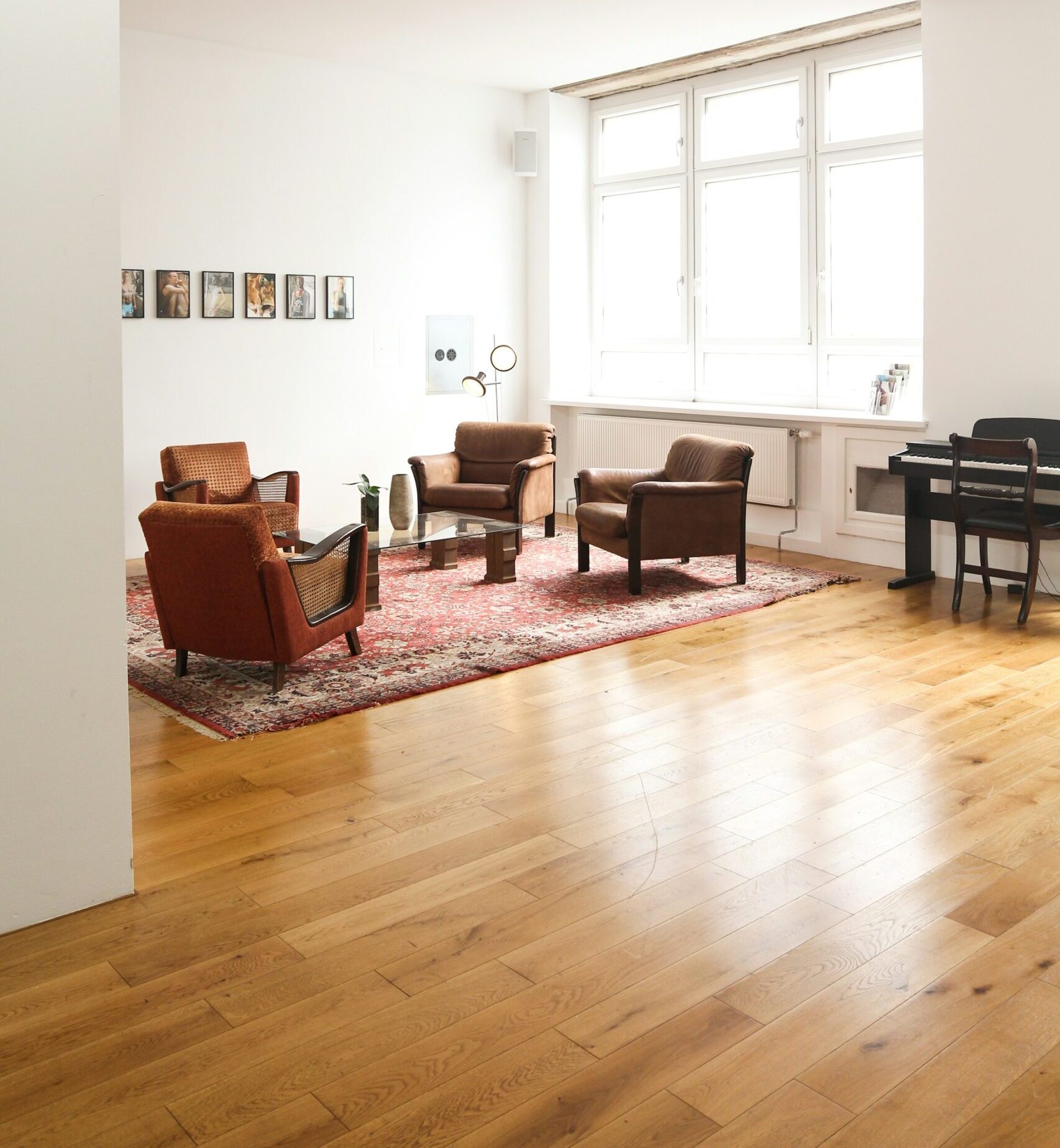 Laminate Floor Installation In Guest Room